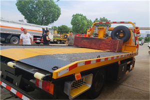 孝感附近拖车电话号码服务